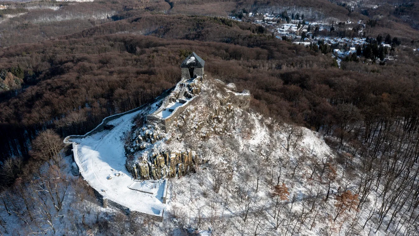 Kiadták a riasztást a fél országra, mínuszokkal tör be a kőkemény tél