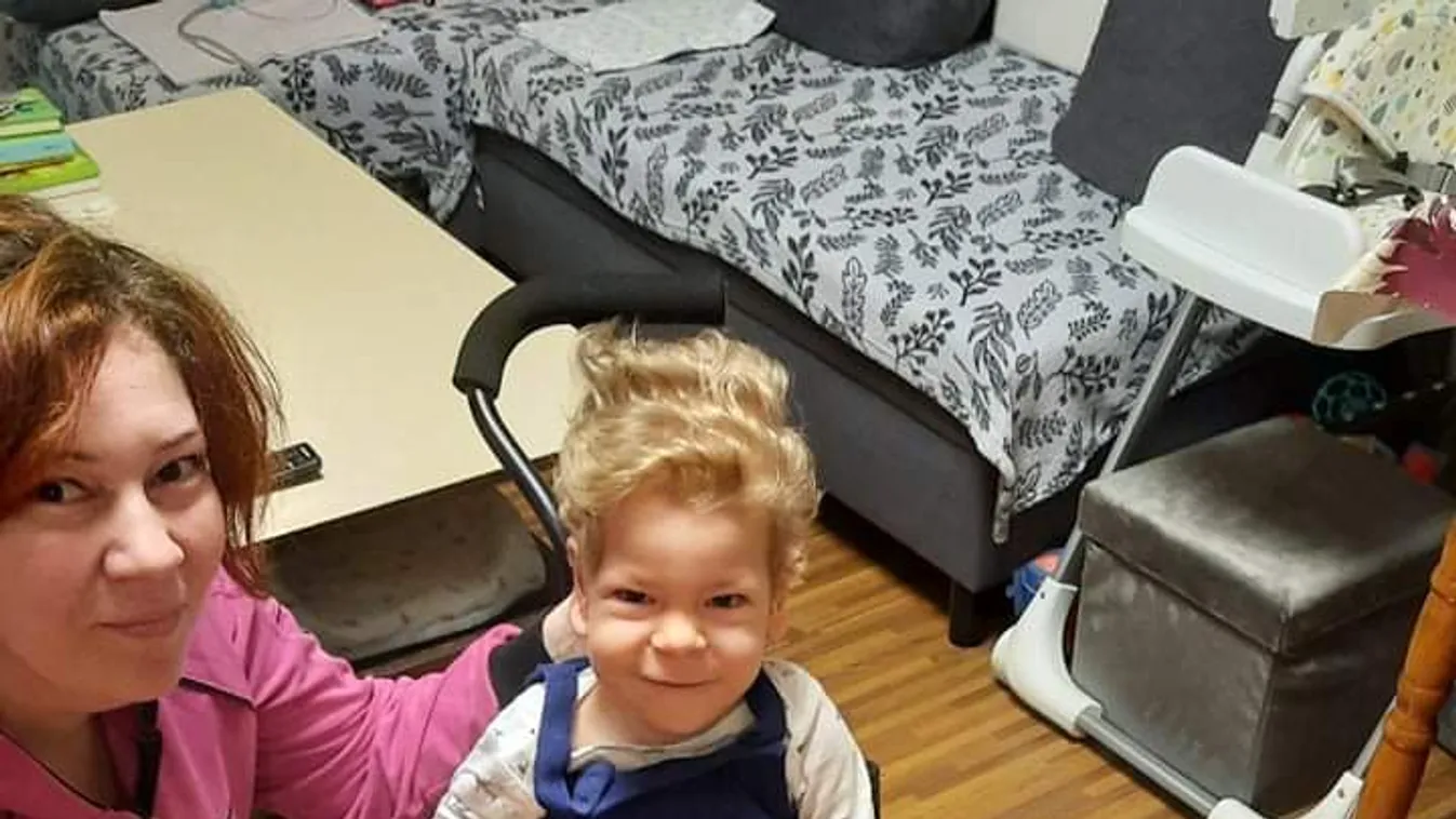 „Megtörtént végre" - a kis SMA-s Zsombi olyat csinált, amit eddig még sosem