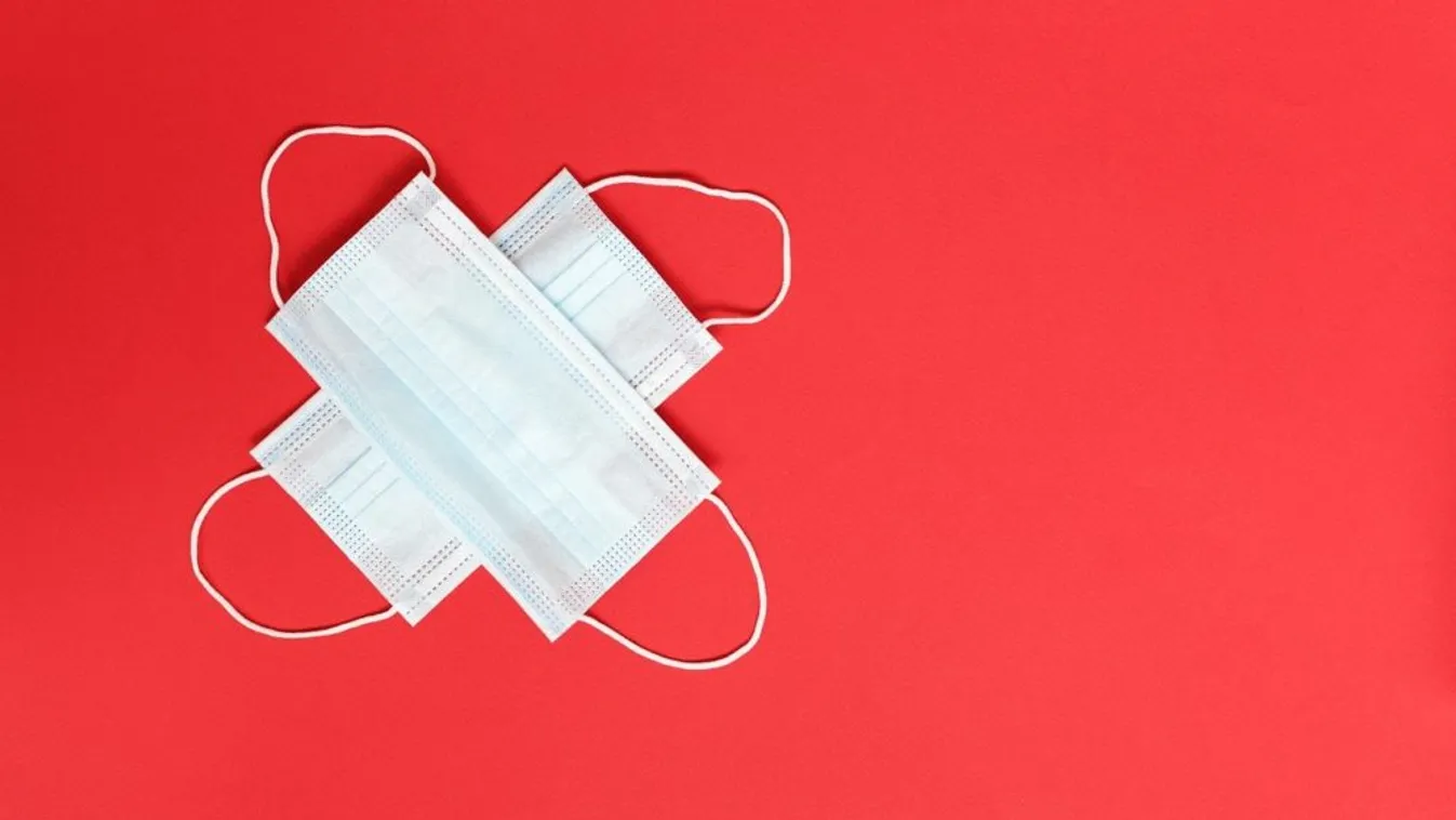 Elszállították a kórházból a hamis oltási igazolványos magyar családot