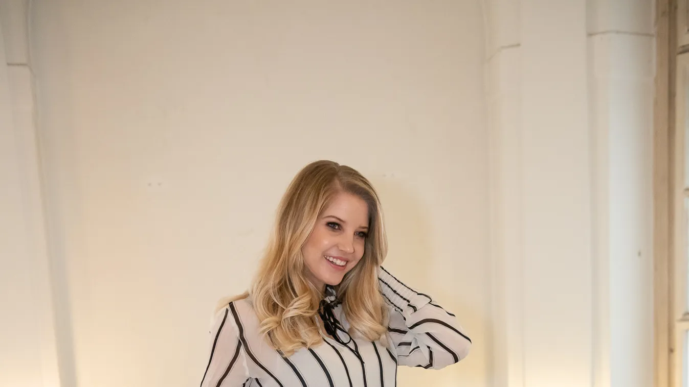 Forró csók és ékszeres doboz: így ünnepel karácsonykor Szabó Zsófi és Shane Tusup