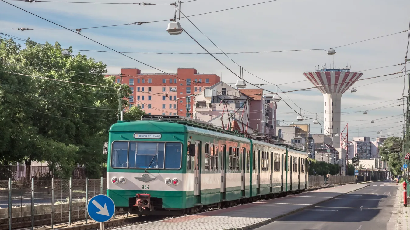 Beviszik a vonatot a Batthyány térre