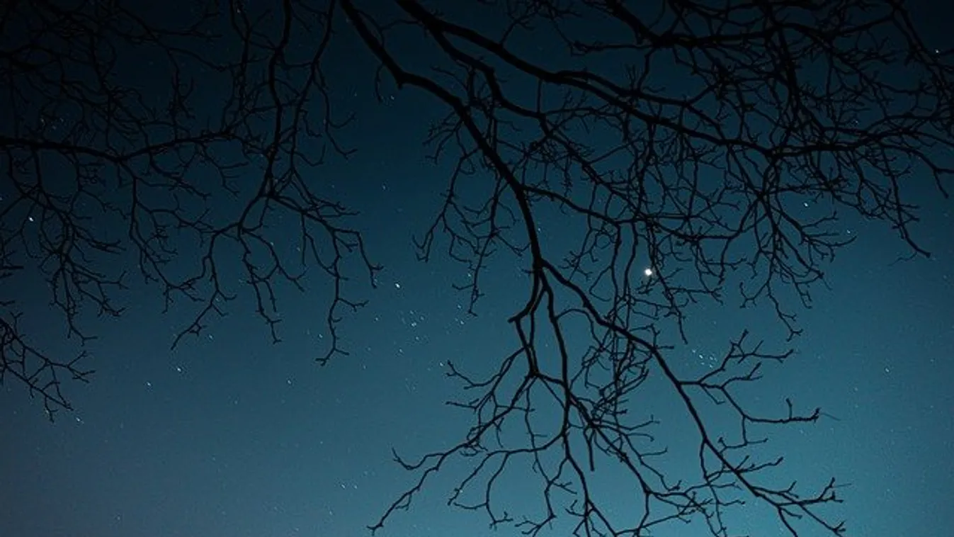 Ezt nézd! Elképesztő, mit fotóztak éjszaka Salgótarján felett