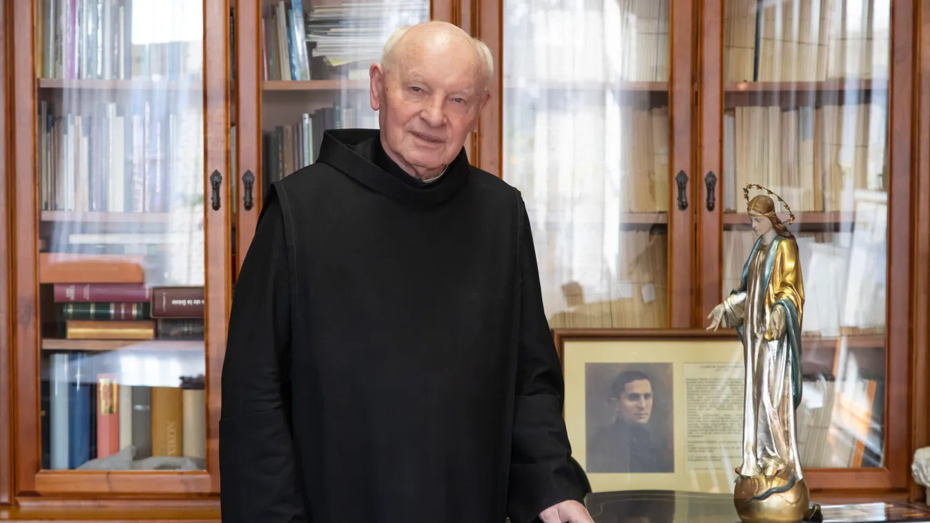 Csoda a bunkerben: Így győzte le Kozma atya a generálist és mentett meg 4500 embert