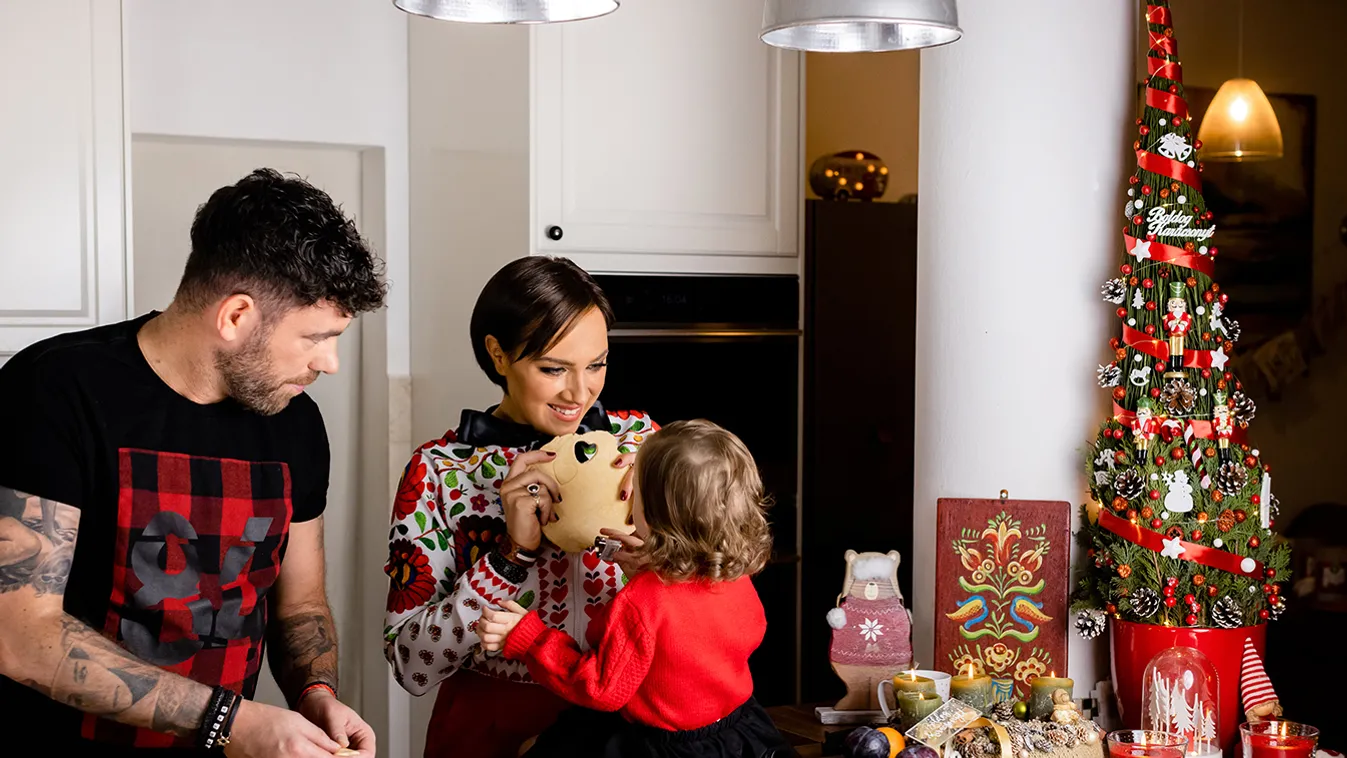 Apjára ütött a gyermek? Cukin gyúrja a tésztát Tóth Gabi kislánya - Fotó