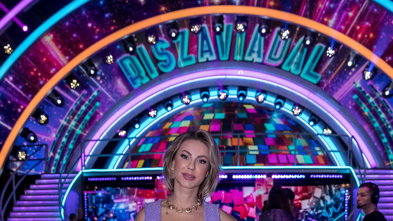 Csősz Bogi: „Az idei ünnepek sem lesznek felhőtlenek”