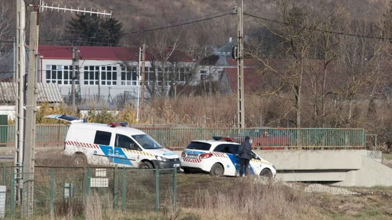 Fotók: Holttestet találtak Pest megyében