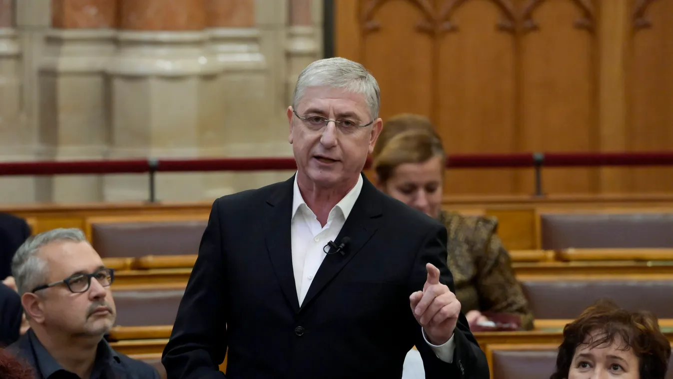 Gyurcsány „jutalomfalatot” dobott Karácsonynak és Márki-Zaynak