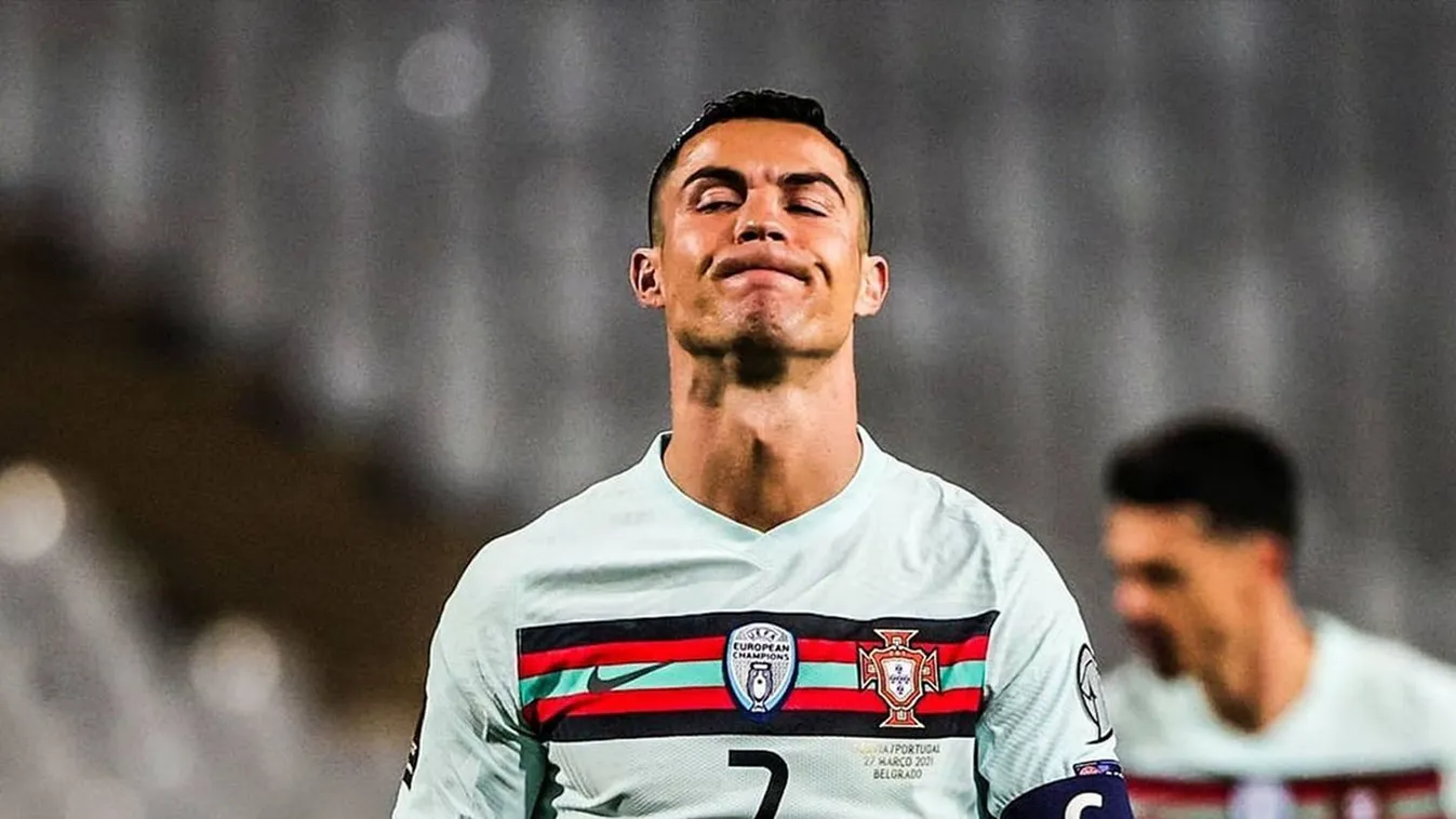 Cristiano Ronaldo édesanyját ünneplik a szurkolók, óriási meglepetést okozott