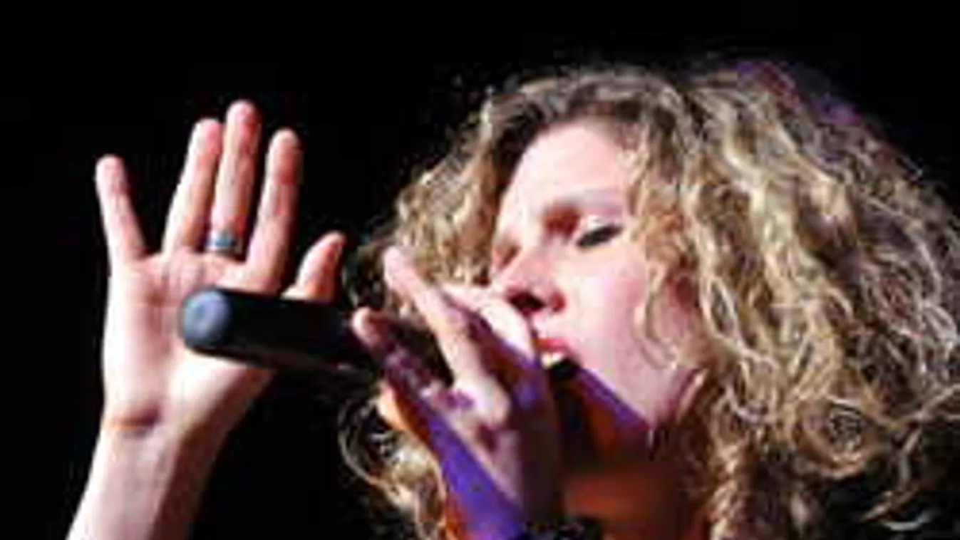 Szívszorító módon emlékezik az egy éve elhunyt Fábián Julira Tóth Vera