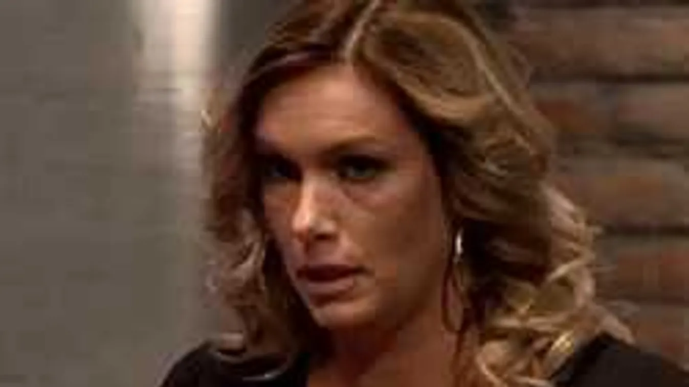 Először beszélt édesapja tragikus elvesztéséről az ismert magyar sztár