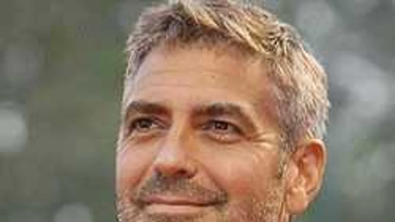 Hoppá, úgy néz ki, megint várandós George Clooney neje