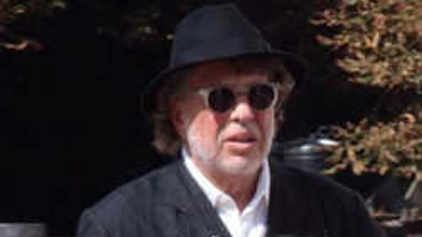 Titkos részletek szivárogtak ki Presser Gábor és a világsztár peréről!