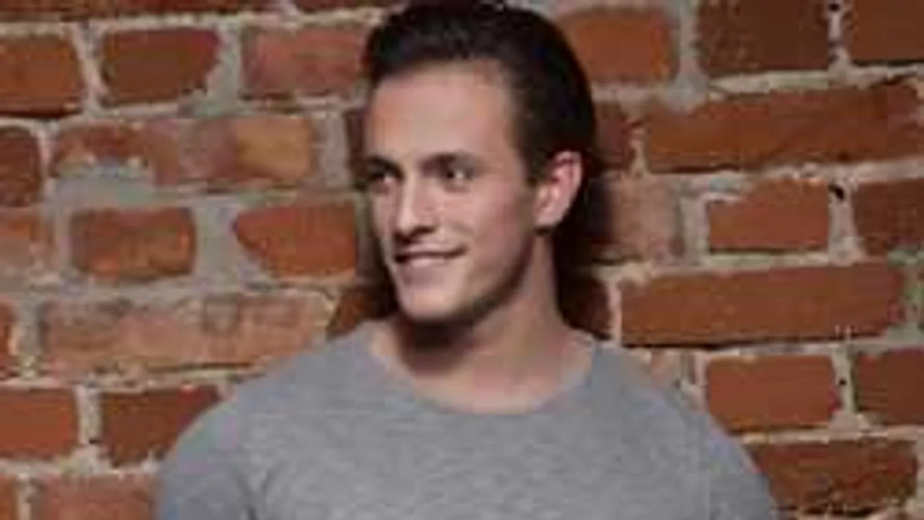 Életveszélyes helyzetbe került hegymászás közben a magyar sztár