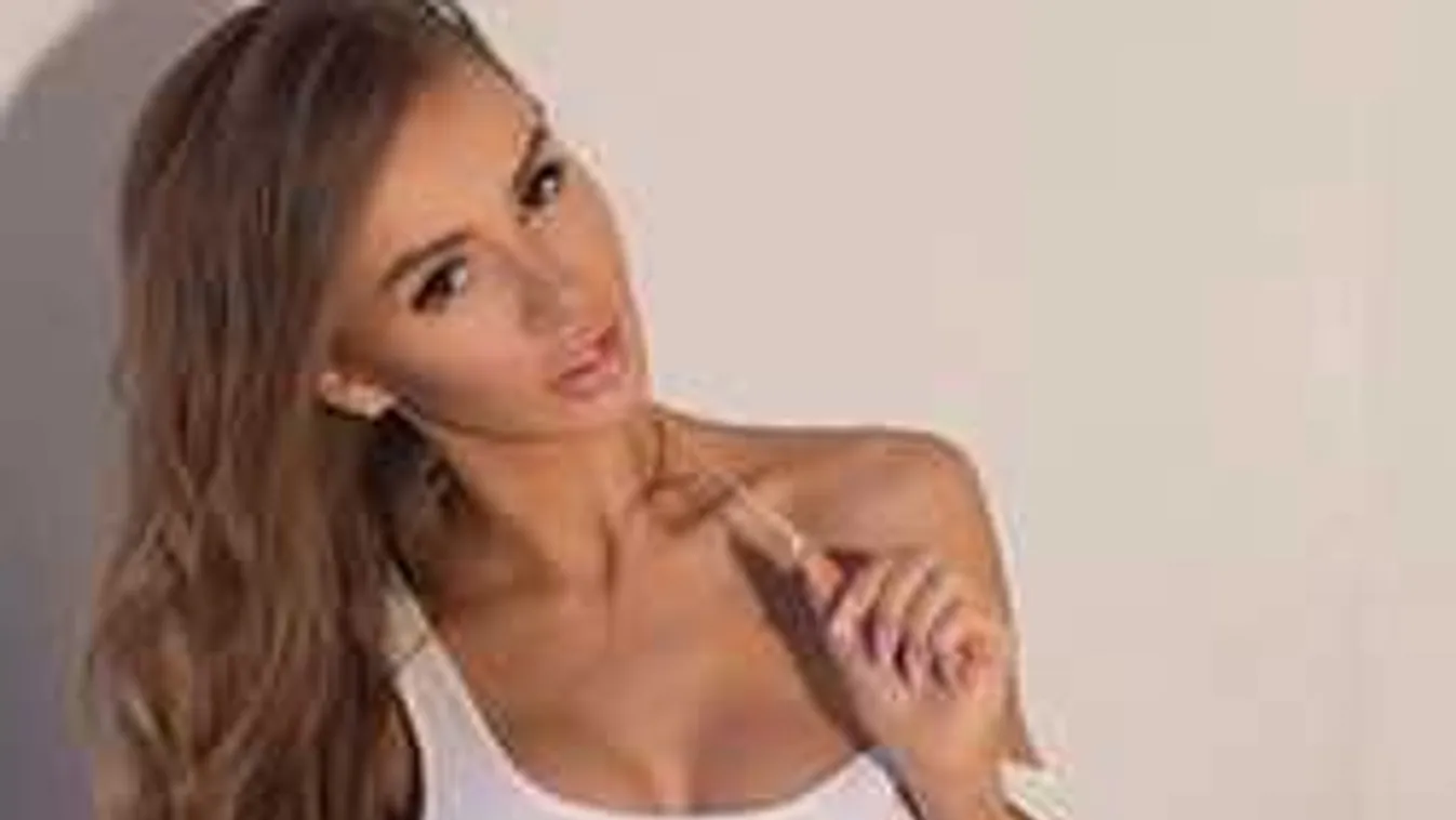 Ezért a szexi orosz modellért van oda most az Instagram!