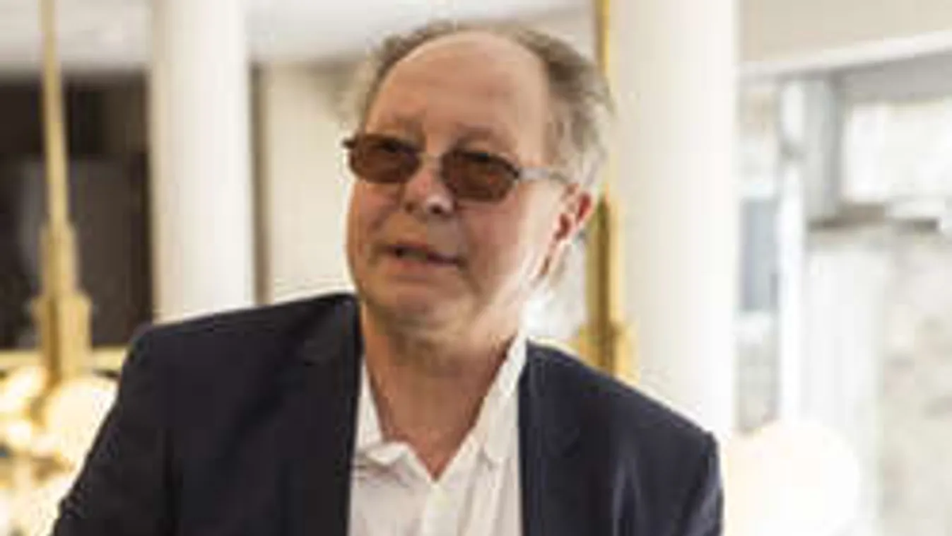 Egészségi állapota miatt lemondta koncertjeit a Kossuth-díjas énekes