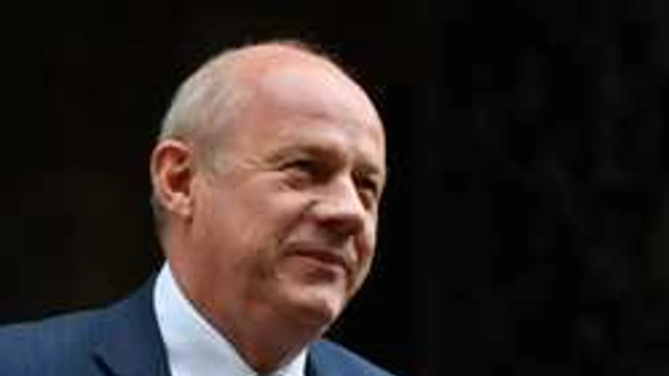 Szexbotrány a parlamentben: pornó miatt mondott le a képviselő