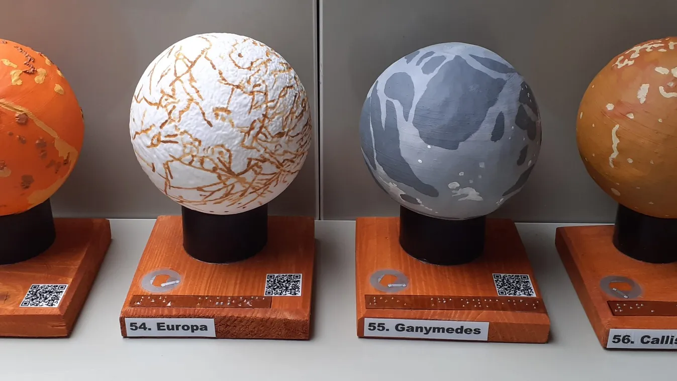 Magyarok nyomtatták ki a világon elsőként 3D-ben a Naprendszert vakoknak