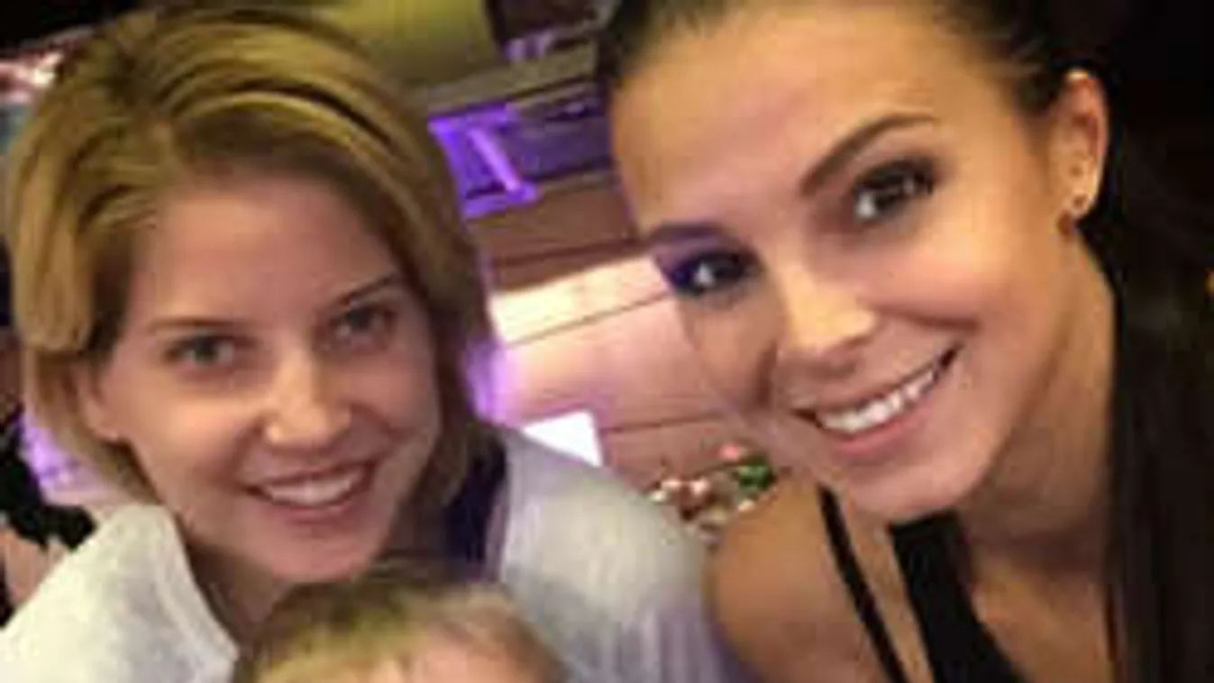 Esküvőre készül Sarka Kata