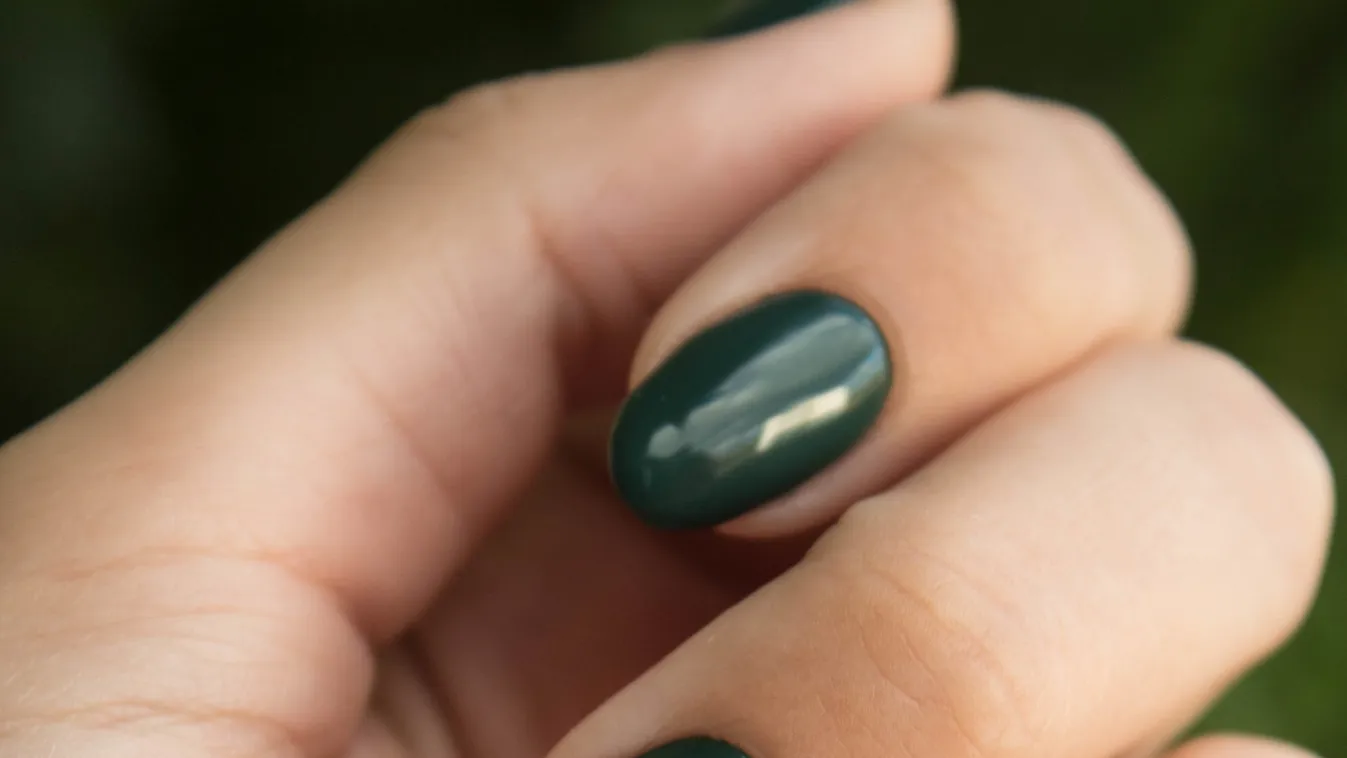 10 bombasztikus nyári manikűr, ezt neked is látnod kell!