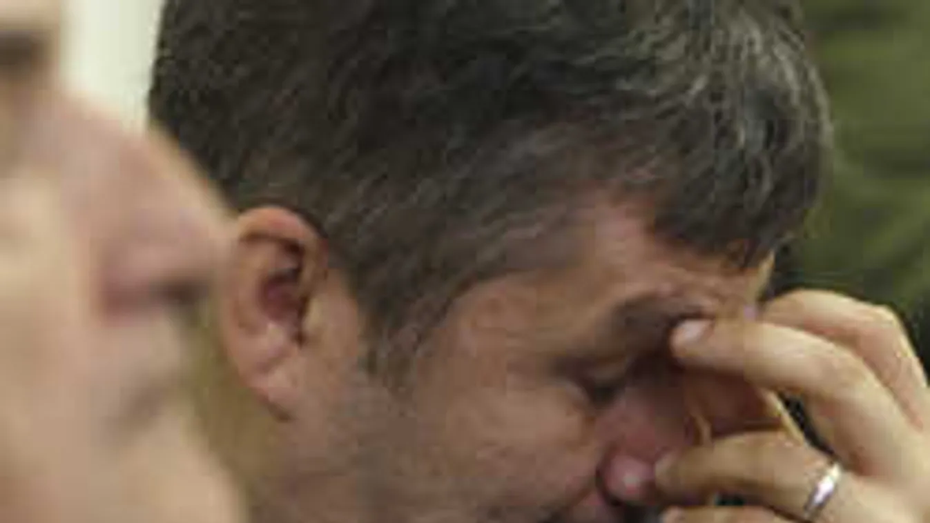 Hadházyt megint fülön csípték, hazudott, fél milliót kell leperkálnia