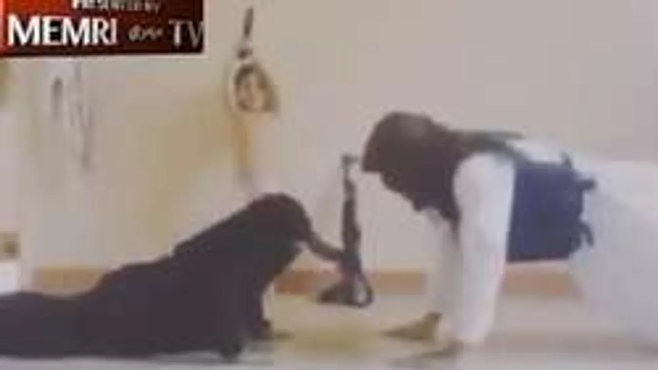 Felkavaró videó! Harcra edz a dzsihadista család