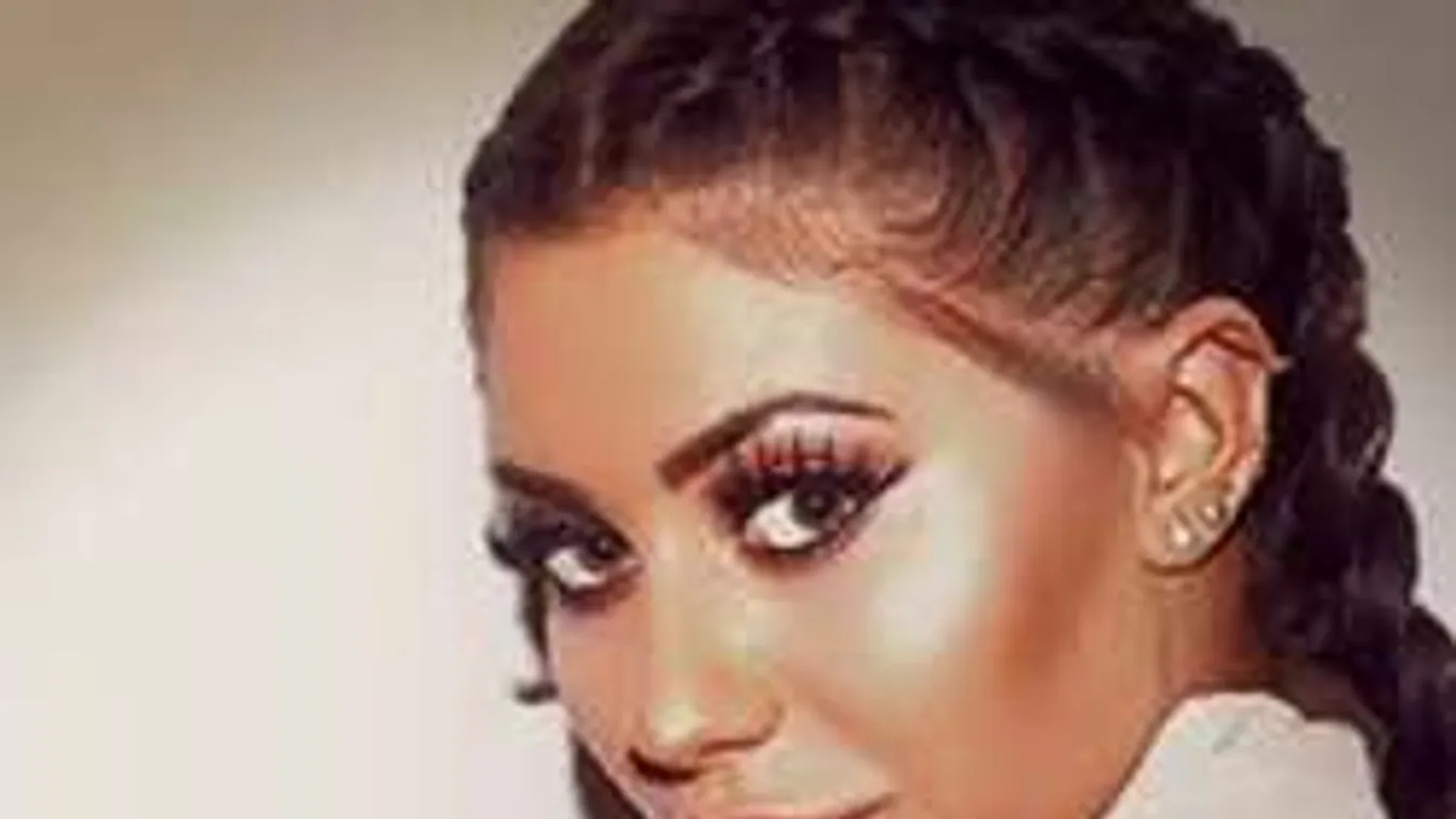 Úgy be volt állva a valóságshow-hős, hogy a bokorban kötött ki