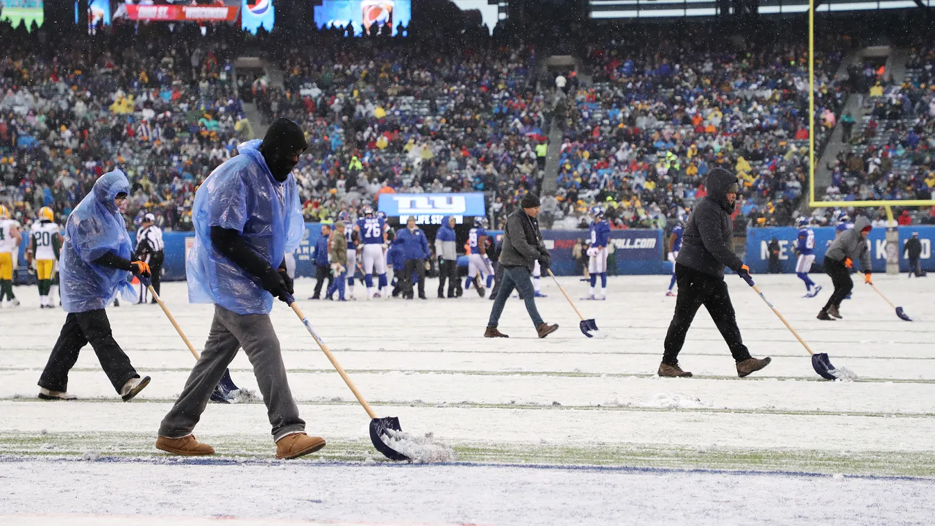 Green Bay Packers v New York Giants