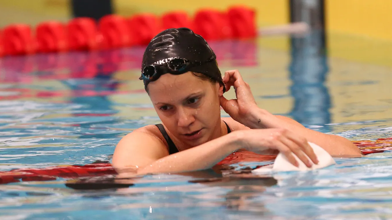 Szívszorító fotó, gyászol Kapás Boglárka