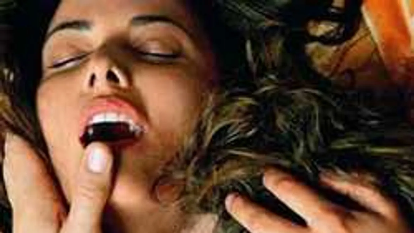 5 mesteri szexpóz, ami csúcsorgazmushoz juttatja a nőt