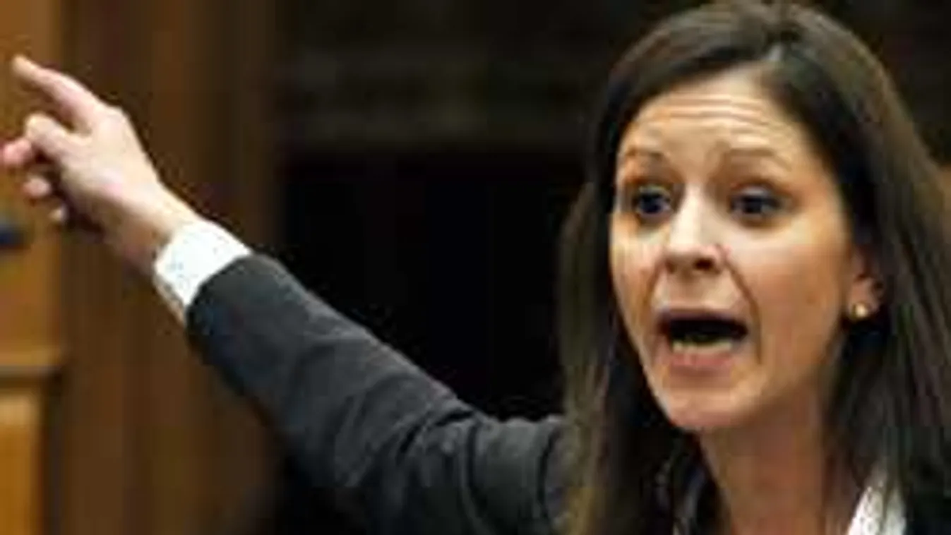 Mi köze Szél Bernadettnek Soros Györgyhöz?