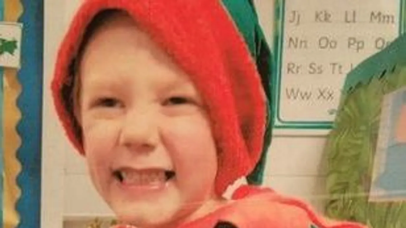 Ezt tette az anyuka a szobában, miközben a fürdőkádba fulladt a kisfia