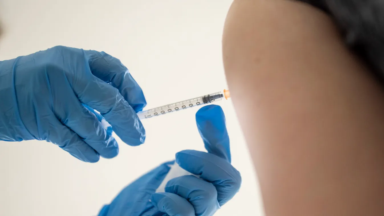 Hatalmas félreértést tisztázott a magyar orvos az oltással kapcsolatban