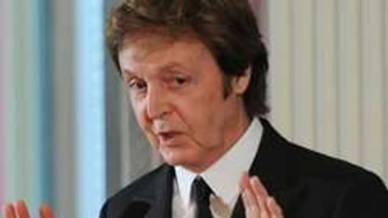 Elképesztő: Zenésztársa szerint Paul McCartney már ötven éve halott