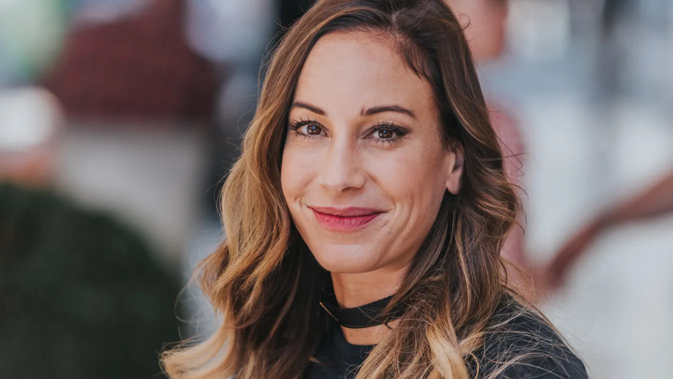 Álomszép ruhában vonult végig a vörös szőnyegen Vajna Tímea