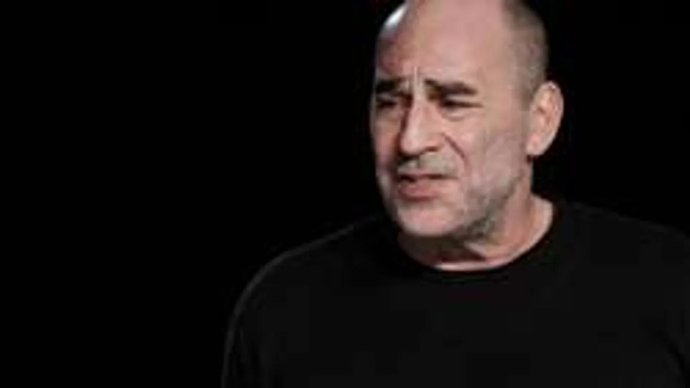 Aggódó rajongók akarnak betörni Kulka János kórházi szobájába!