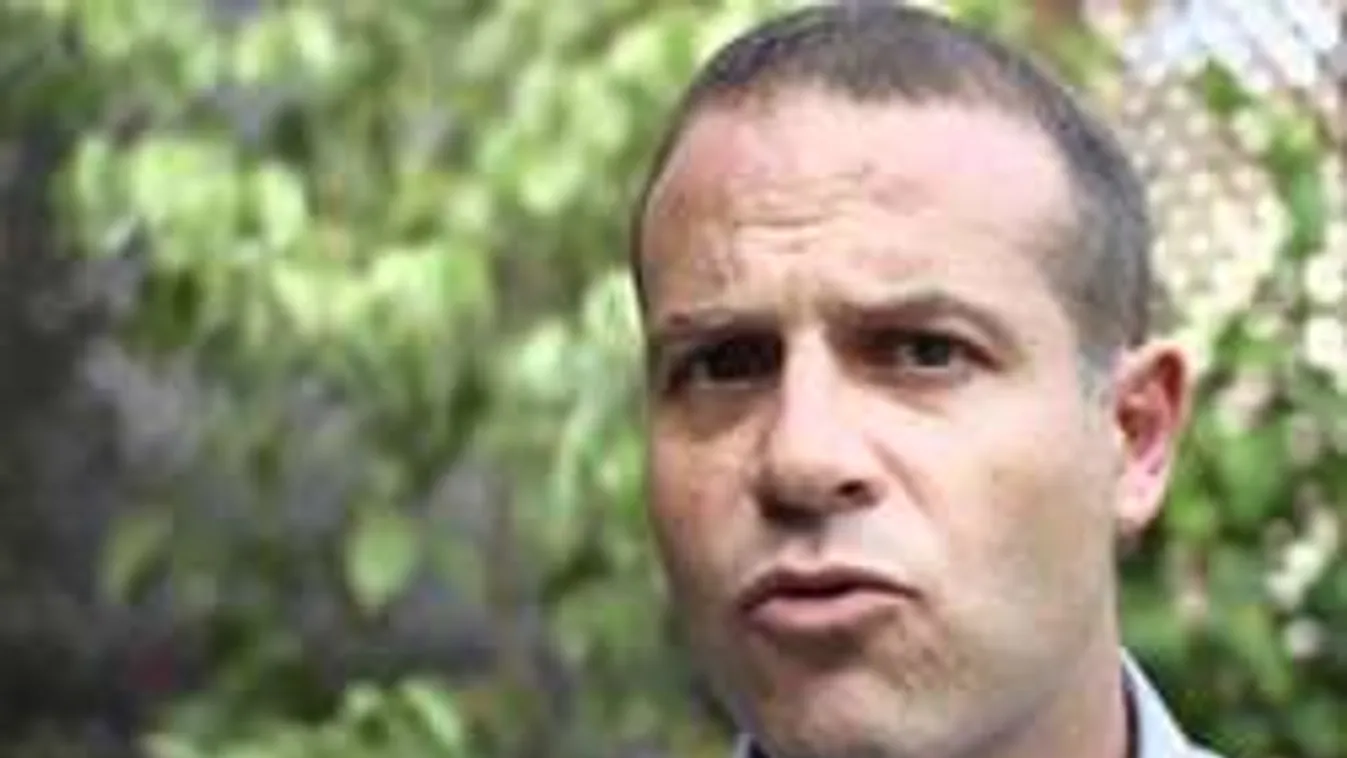 Újabb botrány! Juhász Péter magáncélra használja egy politikai alapítvány vagyonát!