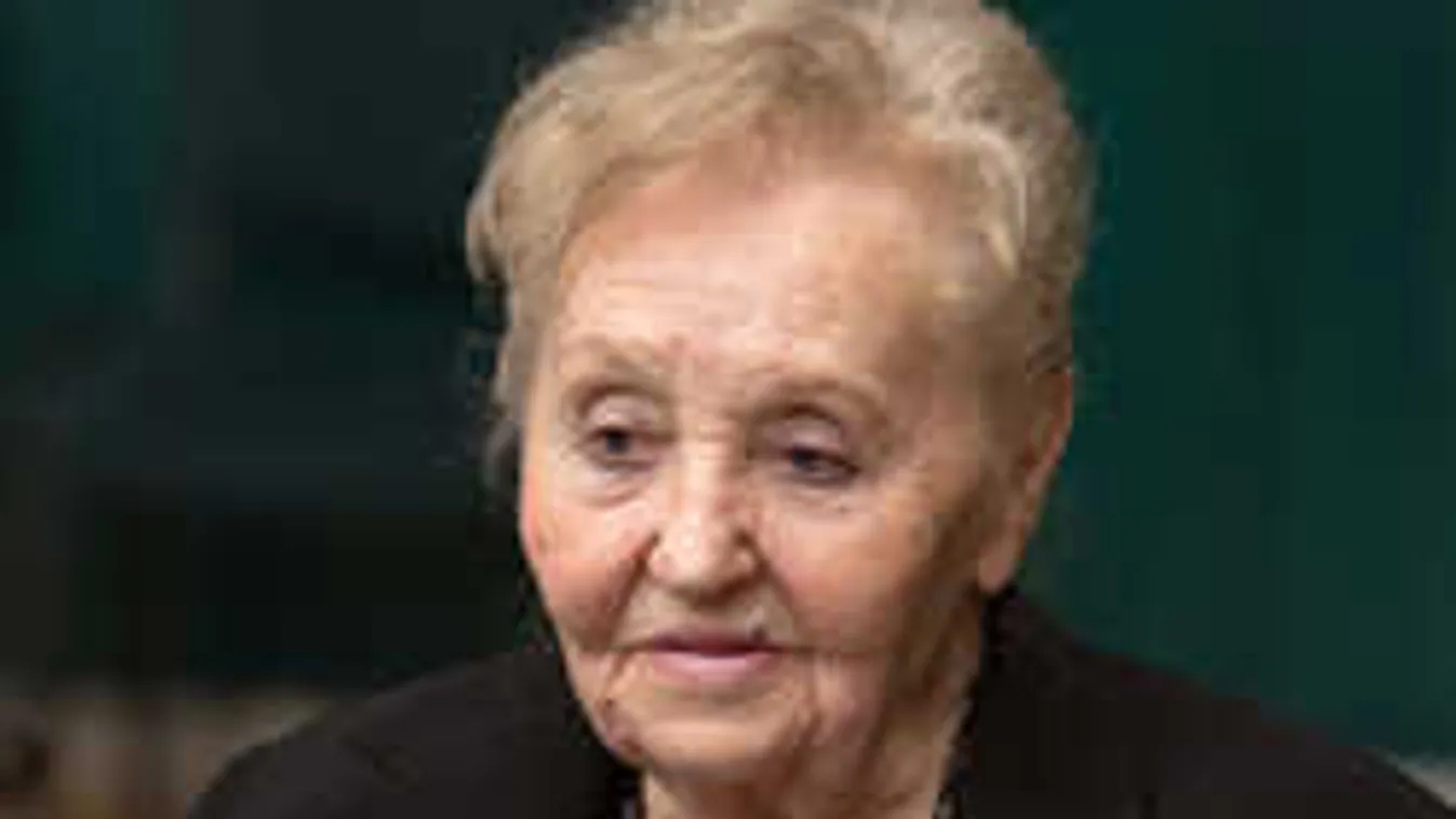 Meggyógyult súlyos betegségéből Zámbó Jimmy édesanyja!