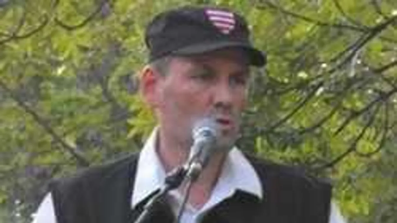 Volner gárdistákkal söpri ki a pártot, teljes az őrület. Katonai puccs a Jobbikban