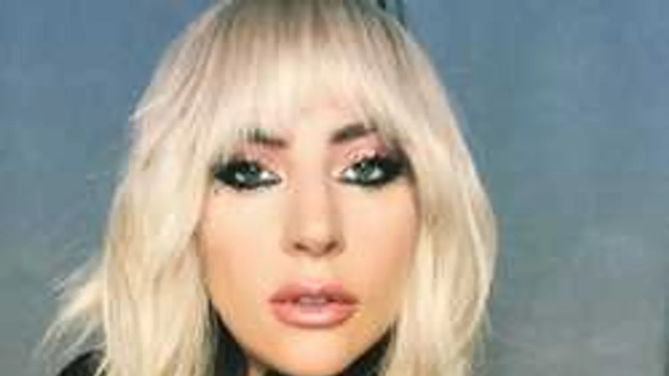 Minden áll leesett: munkamegbeszélésen vetkőzött le a világsztár