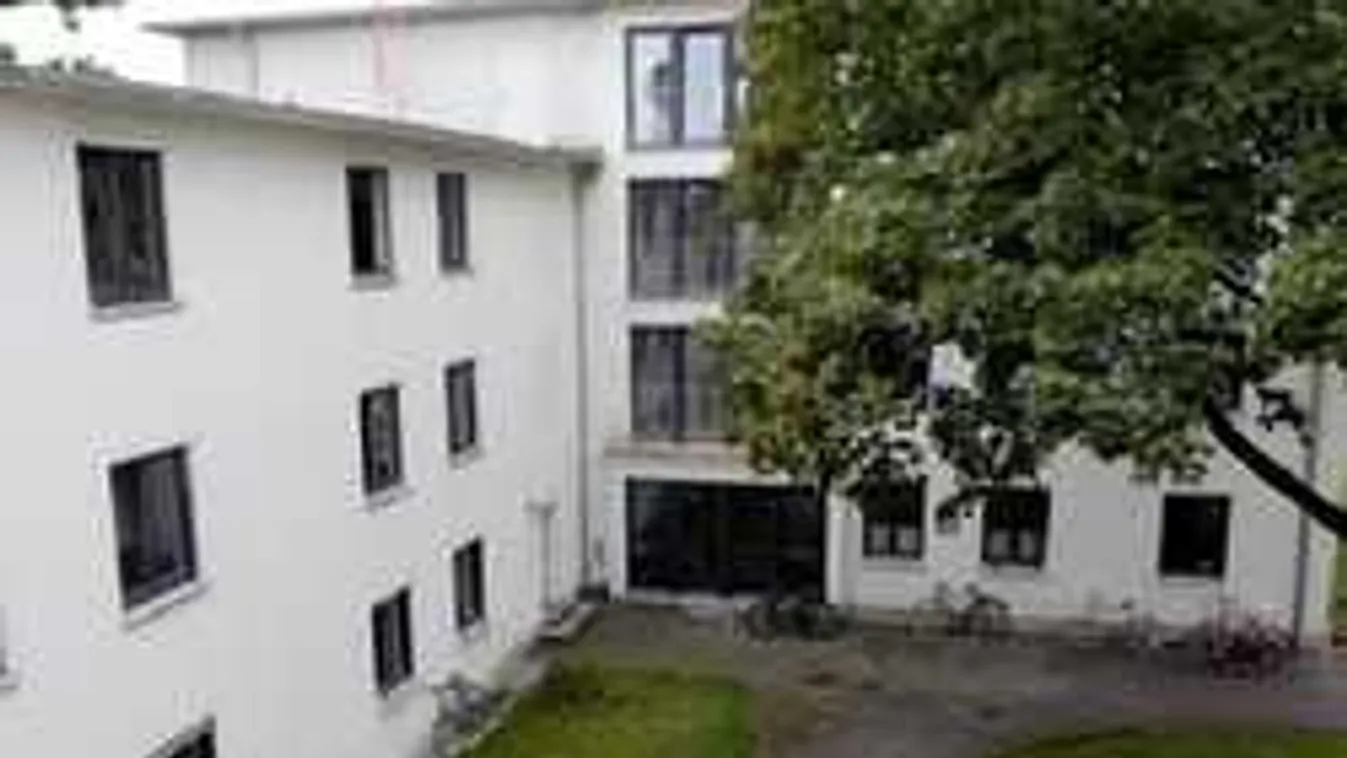 4 vagy 5 afgán erőszakolt meg egy 15 éves lányt