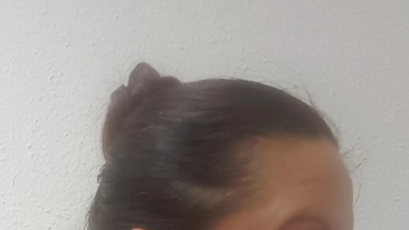 Elképesztő ötlettel állt elő Andrea: mindenki az általa gyártott maszkért rajong