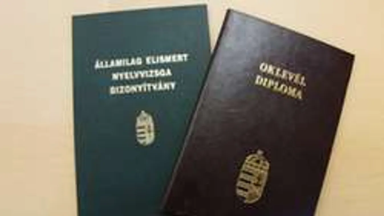 Hamis diplomájával keresett 11 millió forintot