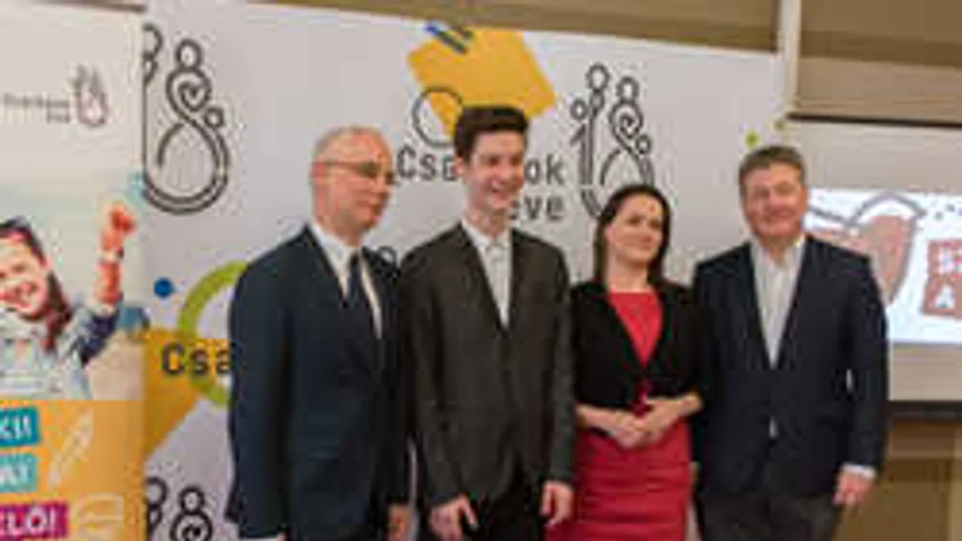 Miért írják újra a leghíresebb magyar költők verseit?