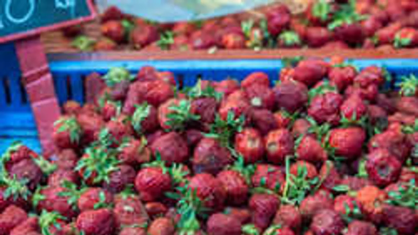 Erre nem árt figyelned: így trükköznek az eperrel az árusok