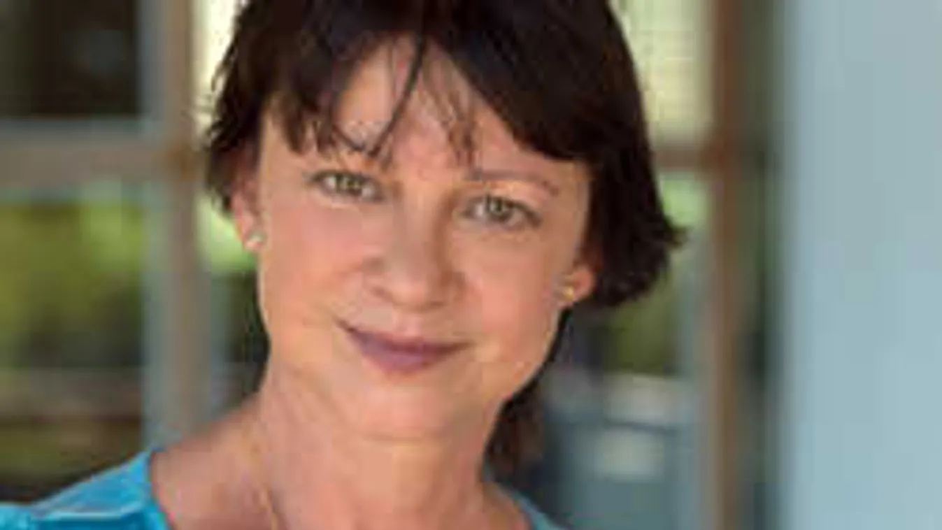 Megszállott zaklatók, ilyen üzenetekkel ostromolják Görbe Nórát