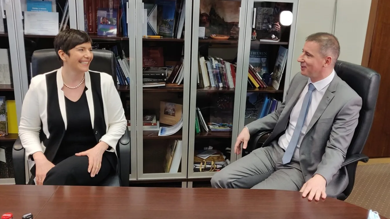 Dobrev Klára március 2-án Szombathelyen