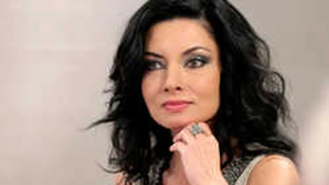 Mindent ott akart hagyni Gregor Bernadett