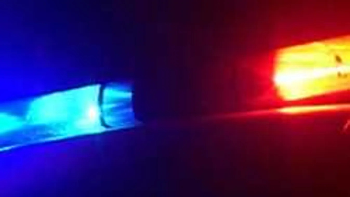 Tragédia a kórház felé: súlyos sérültet szállító autó karambolozott