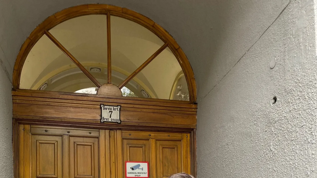 Patocska Olivér megható ajándékkal lepte meg zenésztársát