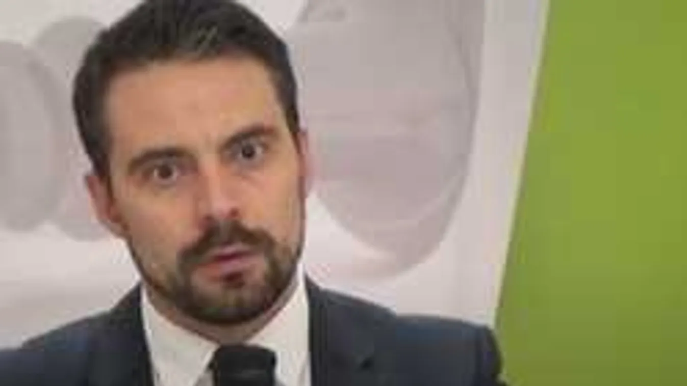 Megelőzte az MSZP a Jobbikot, Vona süllyesztőben